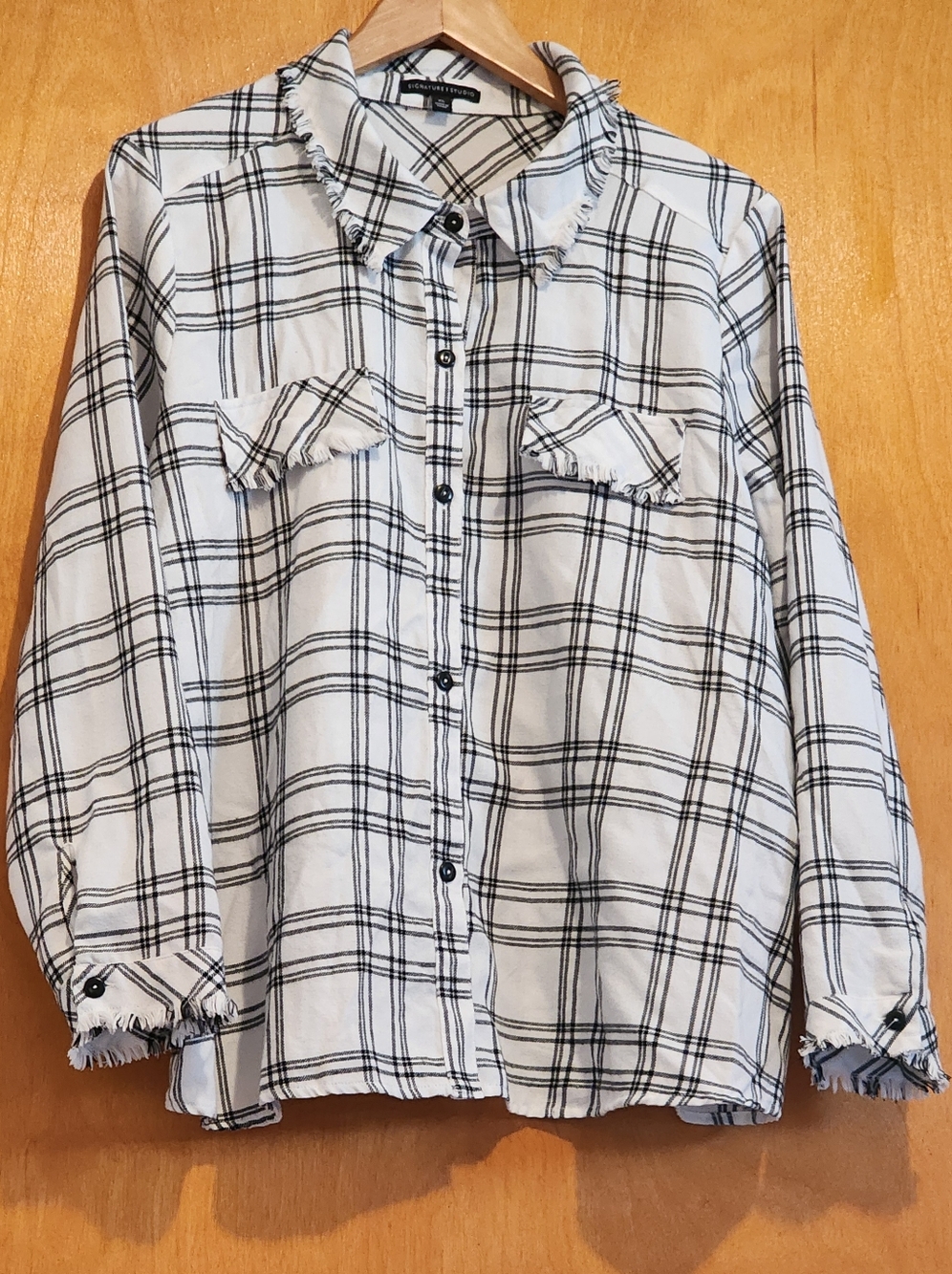 Signature Studio White Black Plaid Fringe Button-Down Shirt